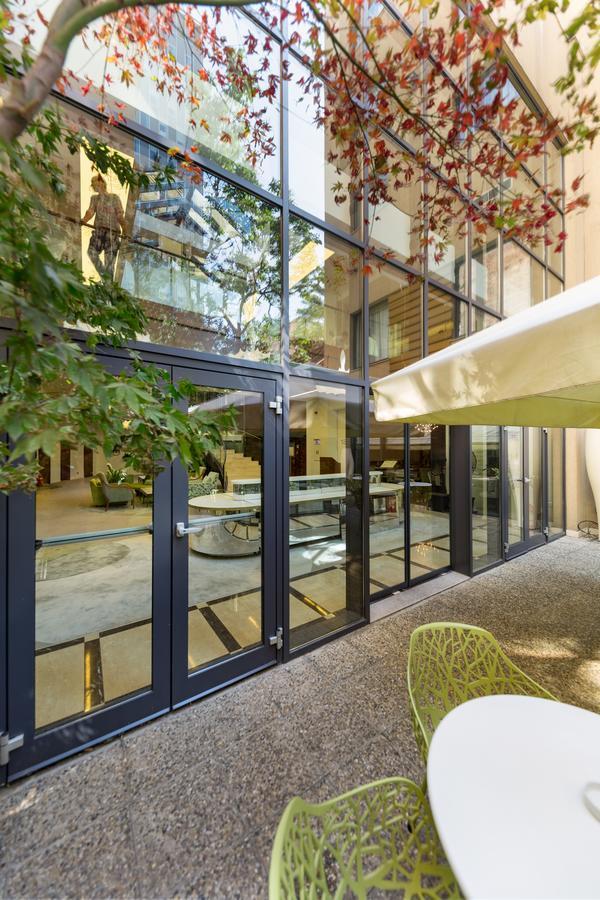 Capital Plaza Hotel 4*